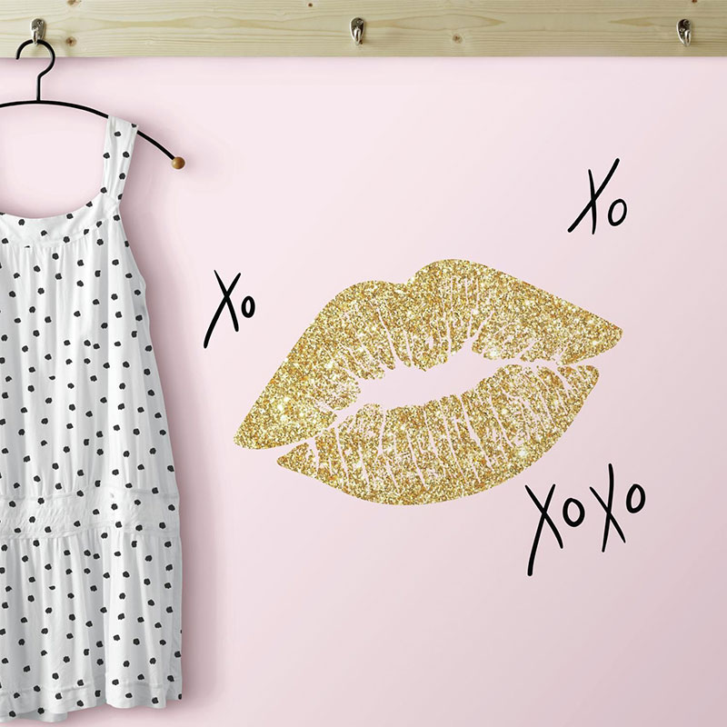Billiga Väggdekor XOXO Lip with Glitter RoomMates online på nätet