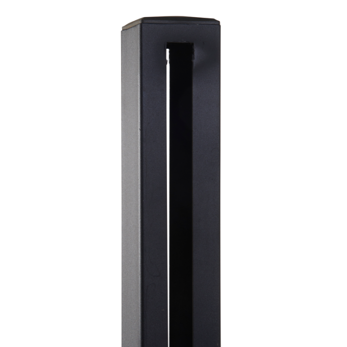 Mittstolpe K300 Svart Kirkedal