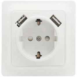 VÄGGUTTAG GAMMA 1-VÄGS+2XUSB MALMBERGS